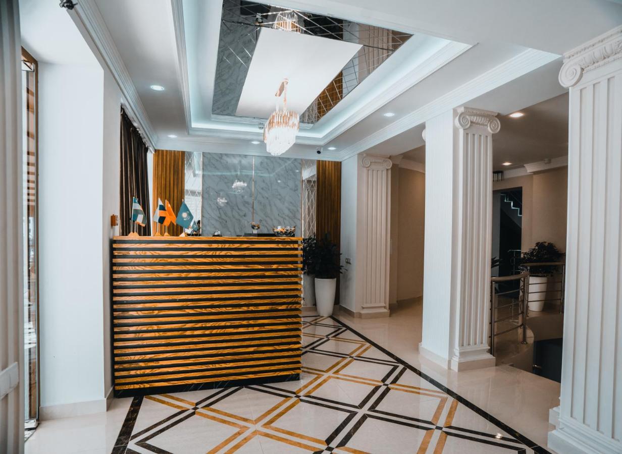 Demure Hotel Tashkent Ngoại thất bức ảnh