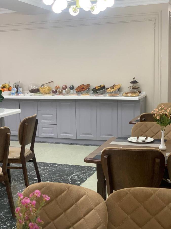 Demure Hotel Tashkent Ngoại thất bức ảnh