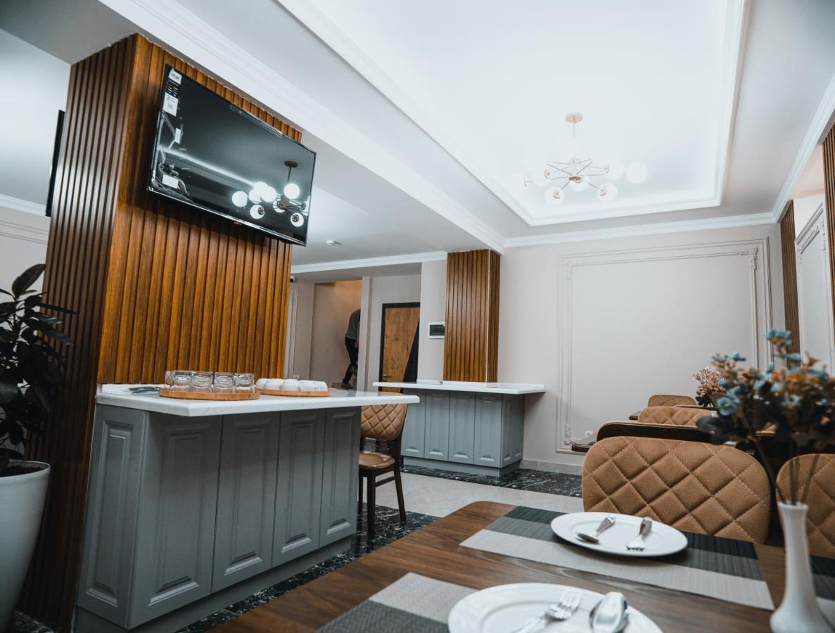 Demure Hotel Tashkent Ngoại thất bức ảnh