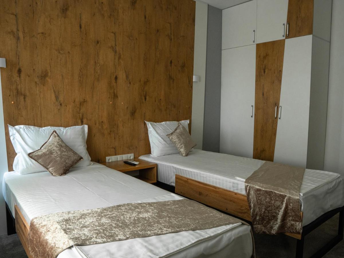 Demure Hotel Tashkent Ngoại thất bức ảnh